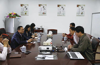 Kang Zhuan, Zhoushan시 경제 및 정보 기술위원회 부국장 ...