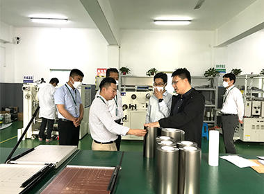 일본의 Panasonic 고객이 Zhejiang Yuanbang Material Technology Co., Ltd.를 방문했습니다.